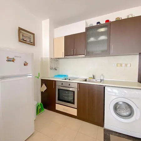 Triumph Village - Private - Black Sea 公寓 *
